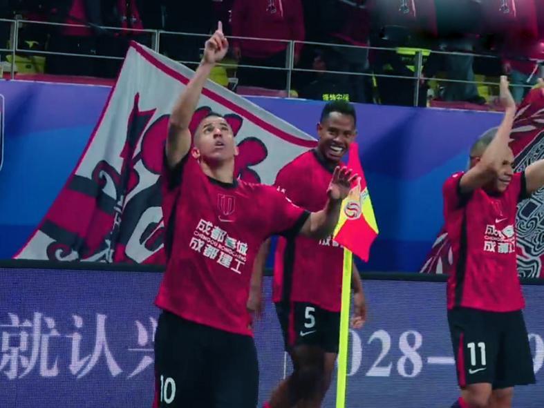 世界杯高清直播软件下载官网-王子铭高级货！韩鹏飞拼了 韦世豪成熟了！海牛10号看饮水机合适