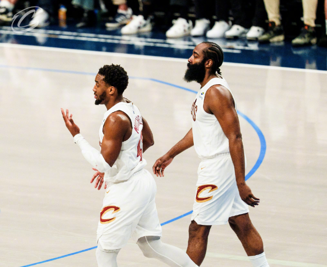 世界杯官方直播app下载-骑士主场战鱼腩！哈登再添新帮手，携手米切尔剑指2连胜追前三